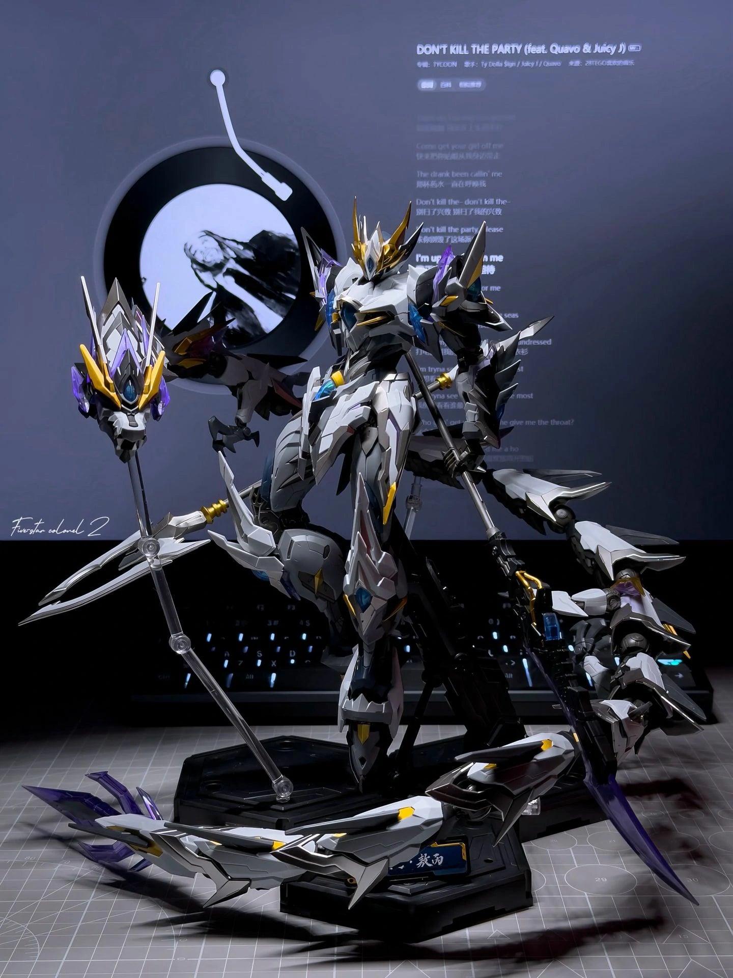 Moto-Core Ao Bing: Earth-Meeting Star Mighty Colours Armoured Mech Assembly Model