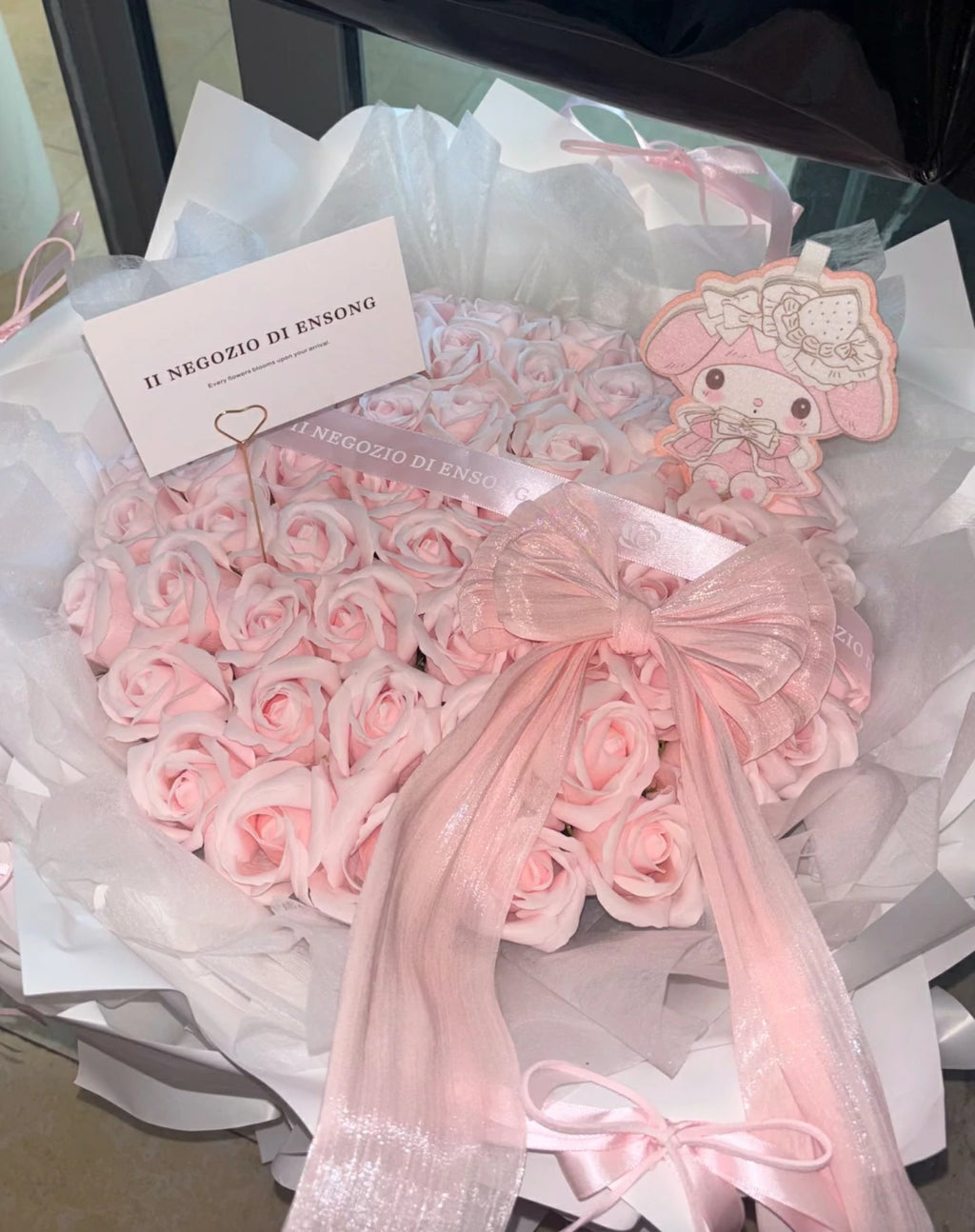 Melody's Girly Light Pink Rose Scented Soap Bouquet