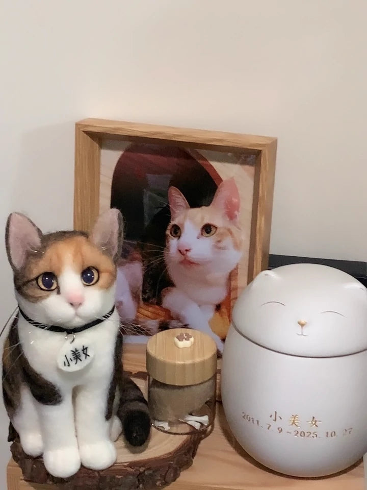 Custom-Made Full-Body Felt Cat Pet Figurines