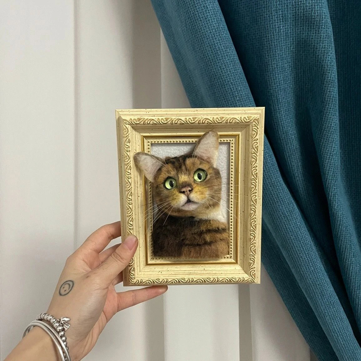 Custom Felt Pet Cat Figurines, Ornaments, and Pins